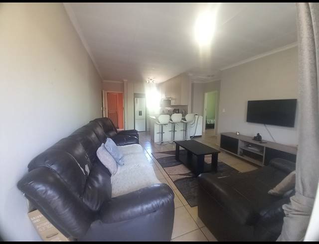 3 BEDROOM APARTMENT FOR SALE IN BOKSBURG CENTRAL